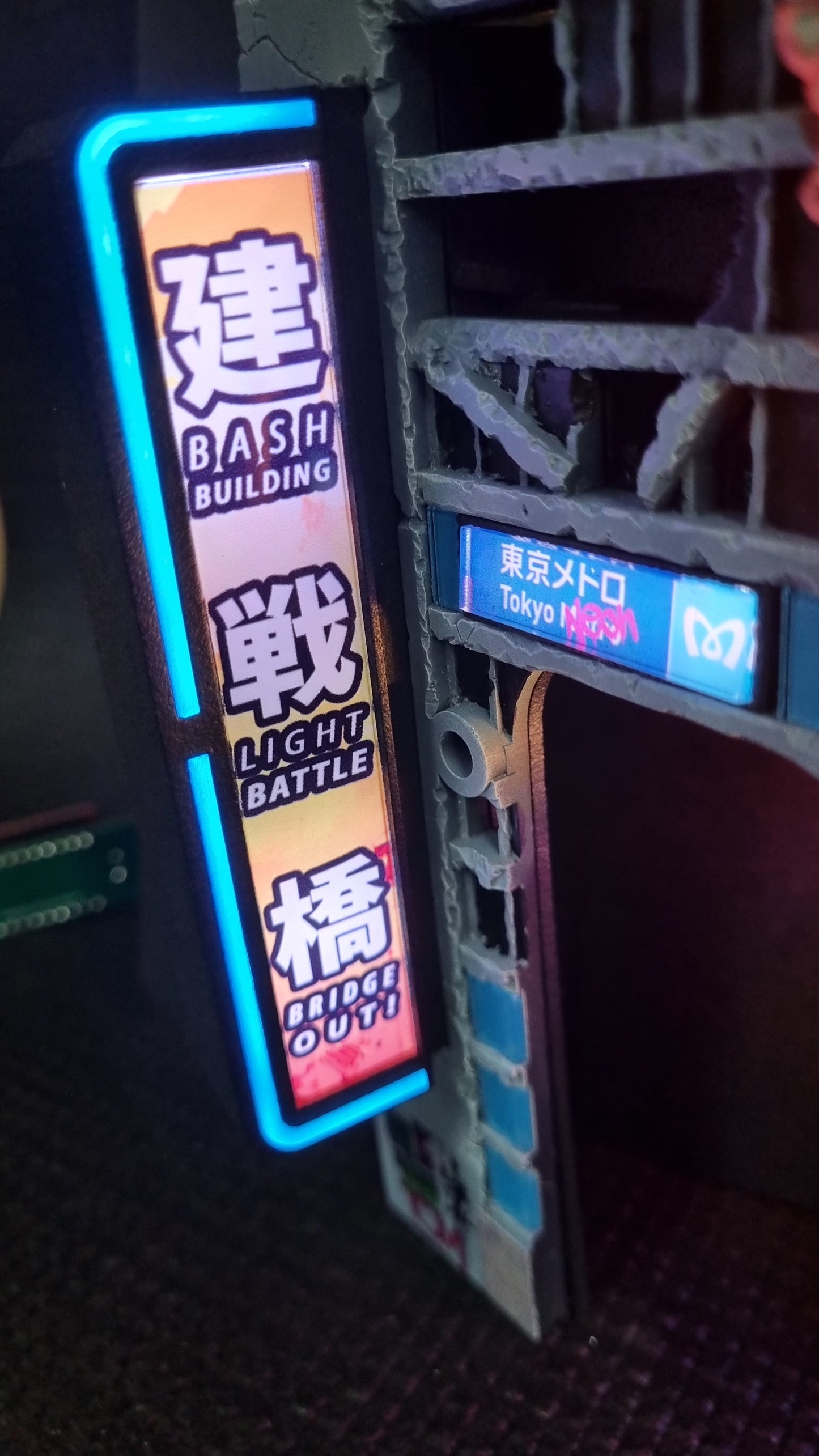 Godzilla "Subway" building mod (Tokyo Neon #3) (Colour version)