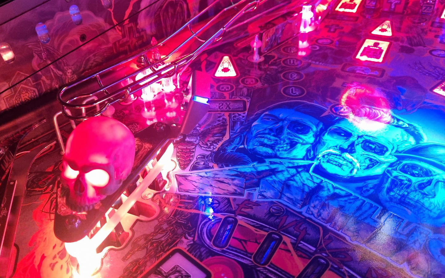 GlowPosts - Interactive Animated RGB Postlights